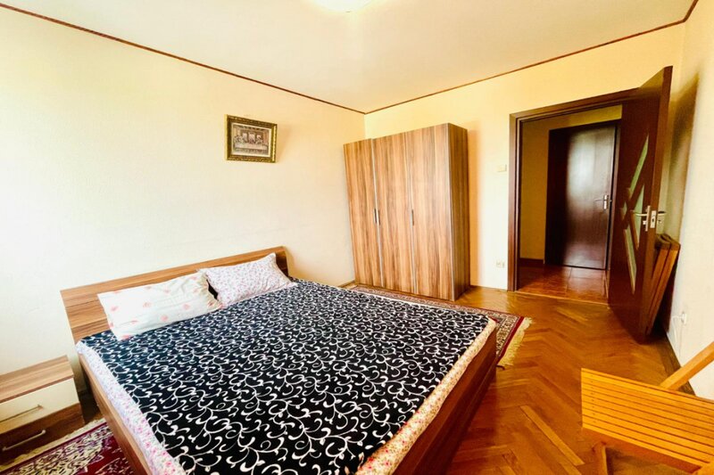 Pajura - Scoala Europeana, apartament 3 camere, 70 mp.