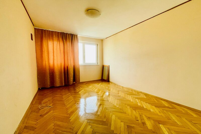 Pajura - Scoala Europeana, apartament 3 camere, 70 mp.